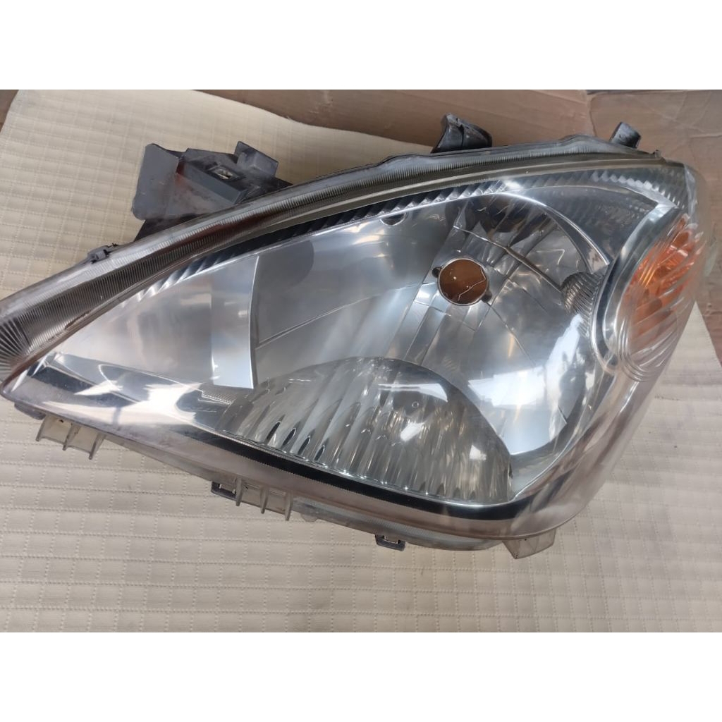 HEADLAMP AVANZA VVTI ORIGINAL kiri