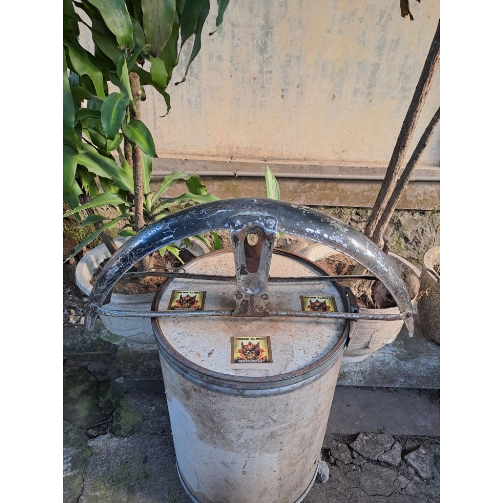 spakbor depan cb 100 cb 125 s90 s90z ORIGINAL spakbor depan s90z s90 spakbor s90 s90z cb100 slebor s