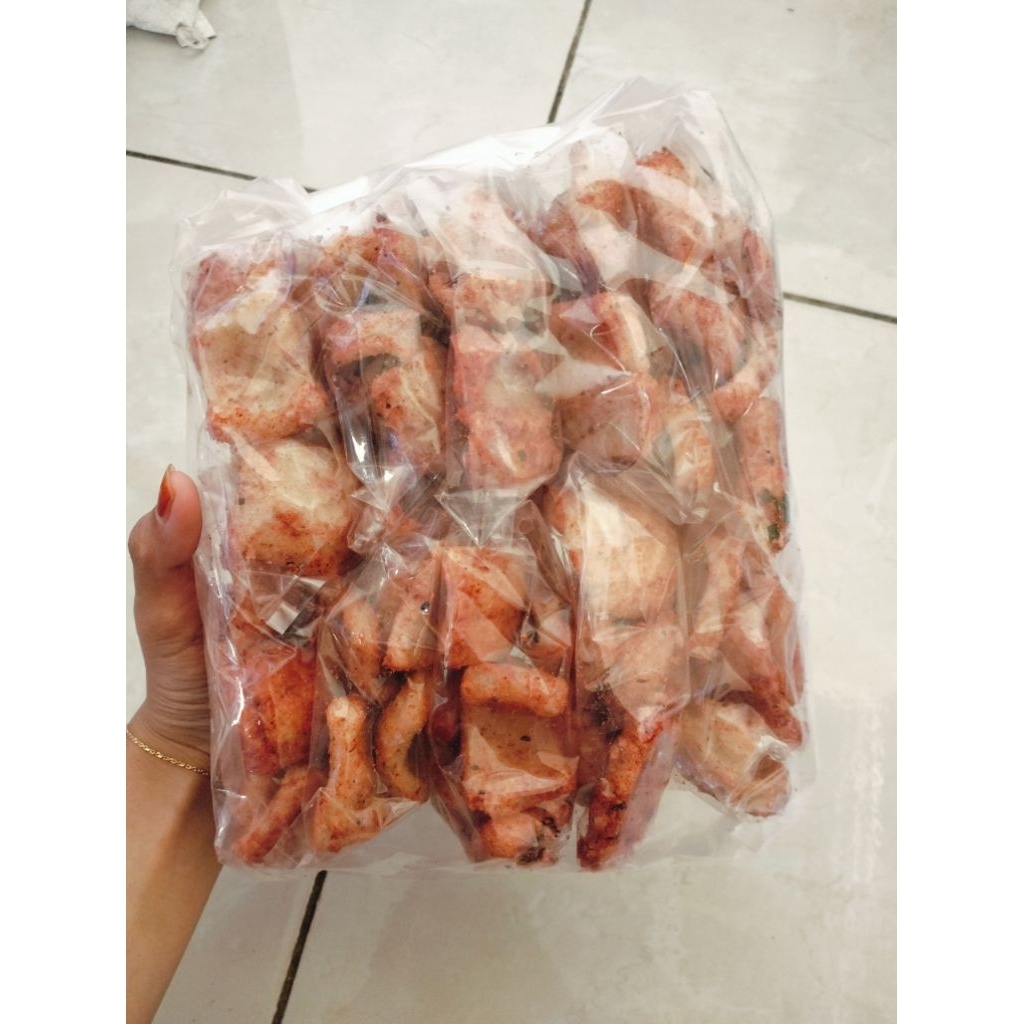 

kerupuk kulit isi 10 Rp.1000/pics