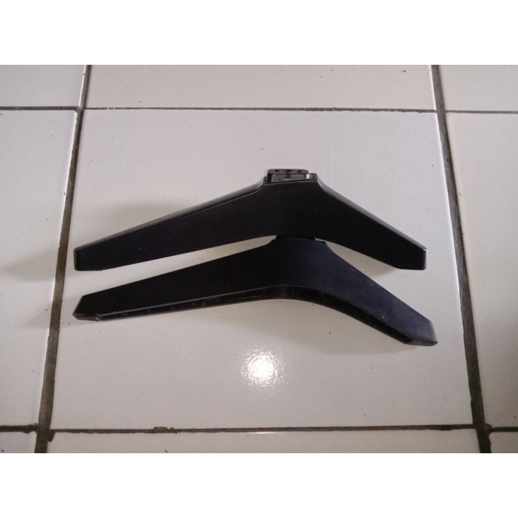 kaki tv Aqua LE50AQT6300UA plus baut