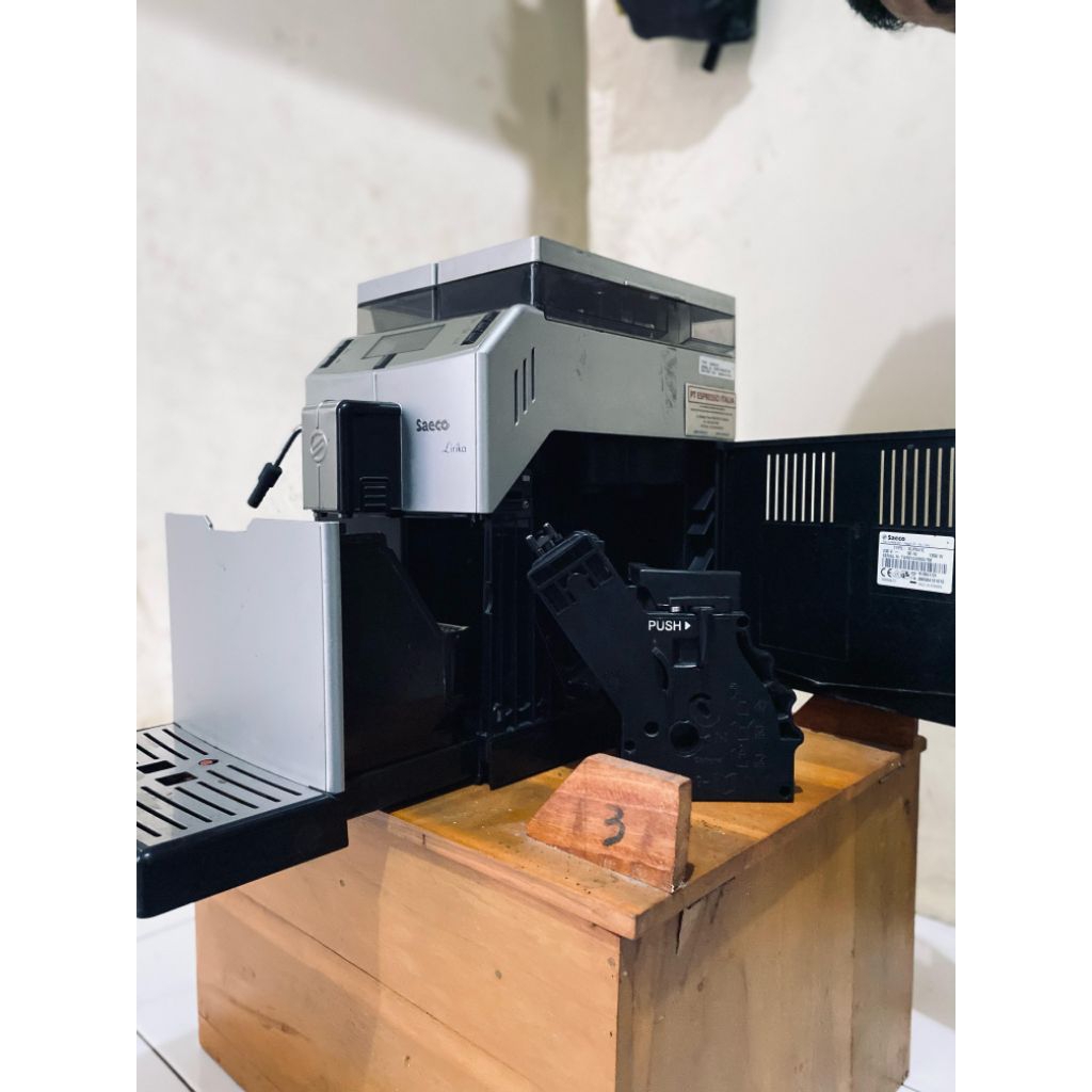 saeco lirika mesin kopi full otomatis