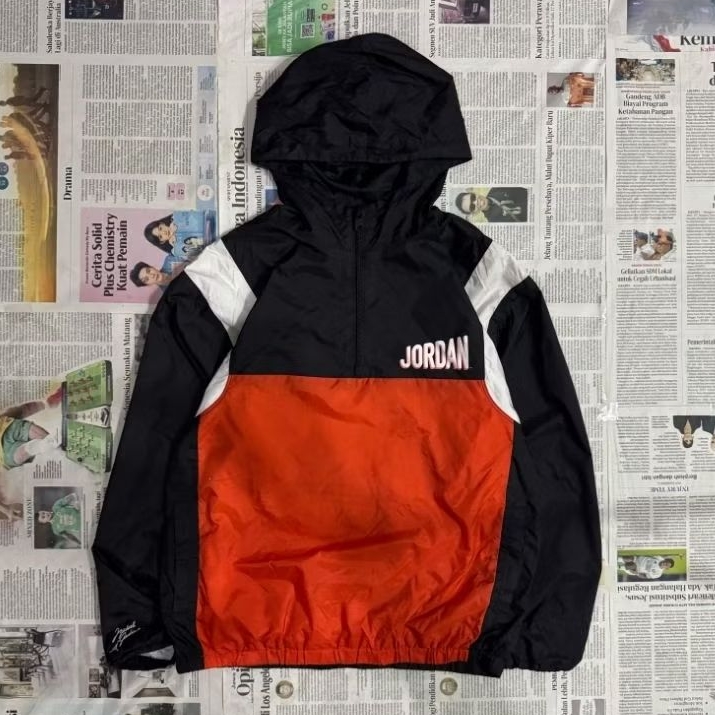 jaket windbraker jordan
