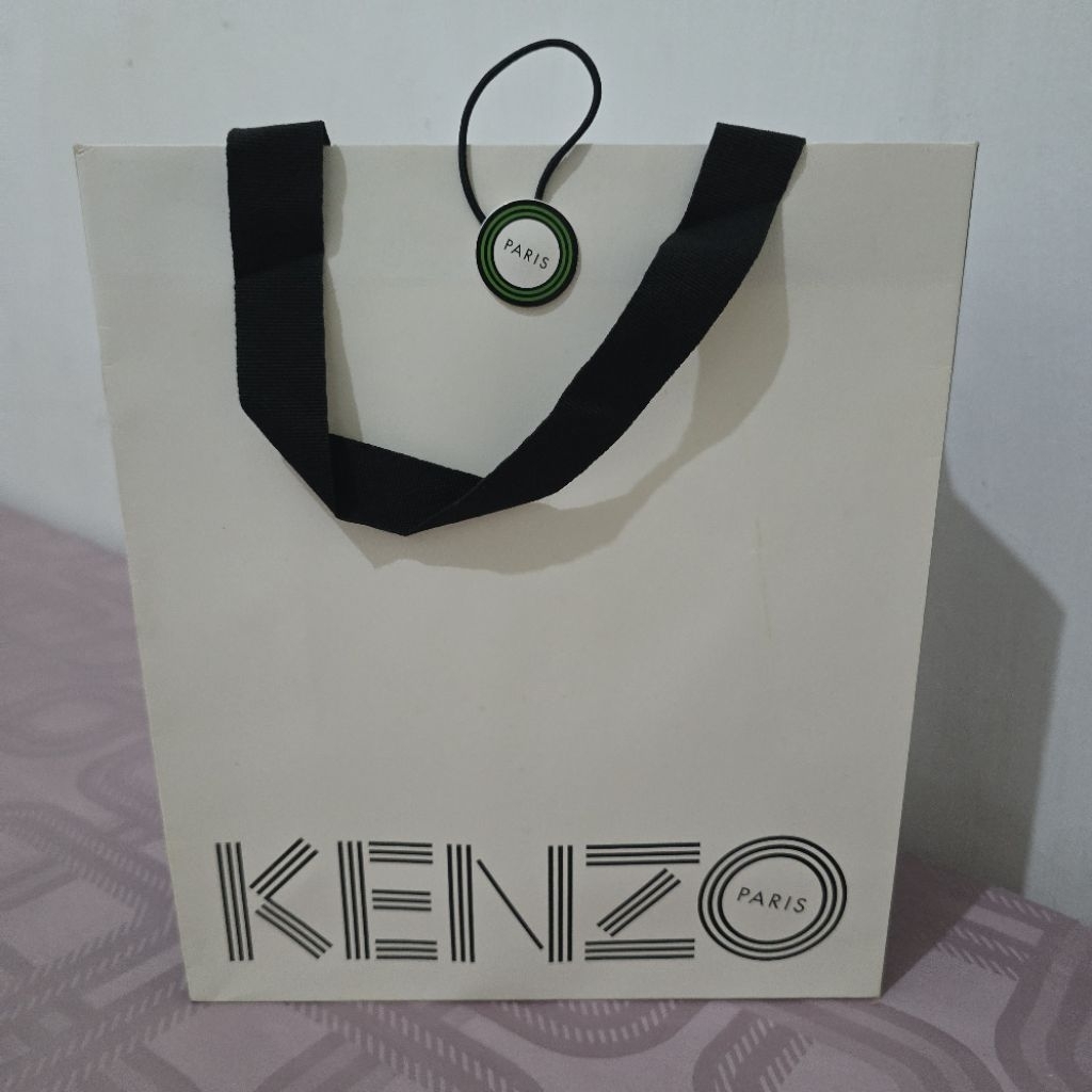 

Kenzo paris paper bag