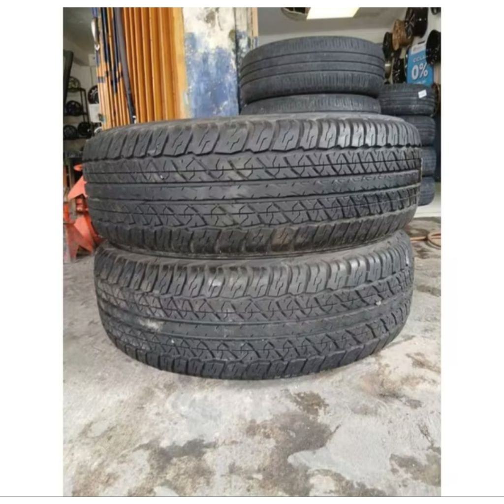Ban Mobil Copotan Ring 16 Ukuran 245/70 R16 Merek Dunlop Second Tubles