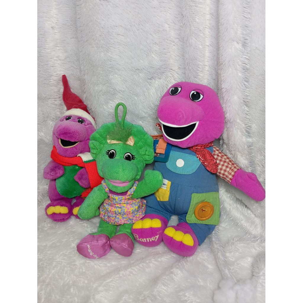 BONEKA BARNEY, BARNEY