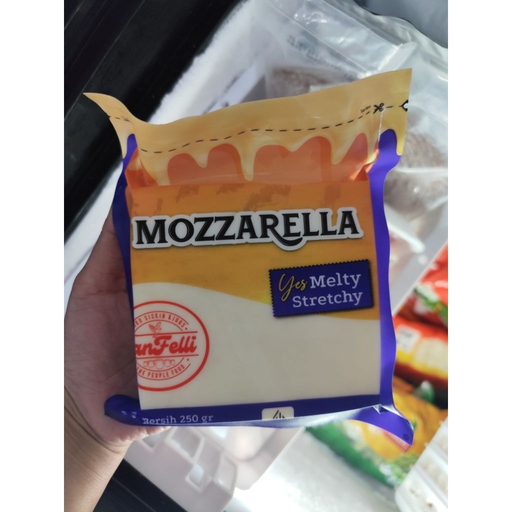 

SANFELLI Mozarella Molor Tanpa Putus 250gr