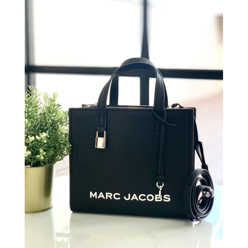 MJ Grind Small Satchel Black 2.800k orii