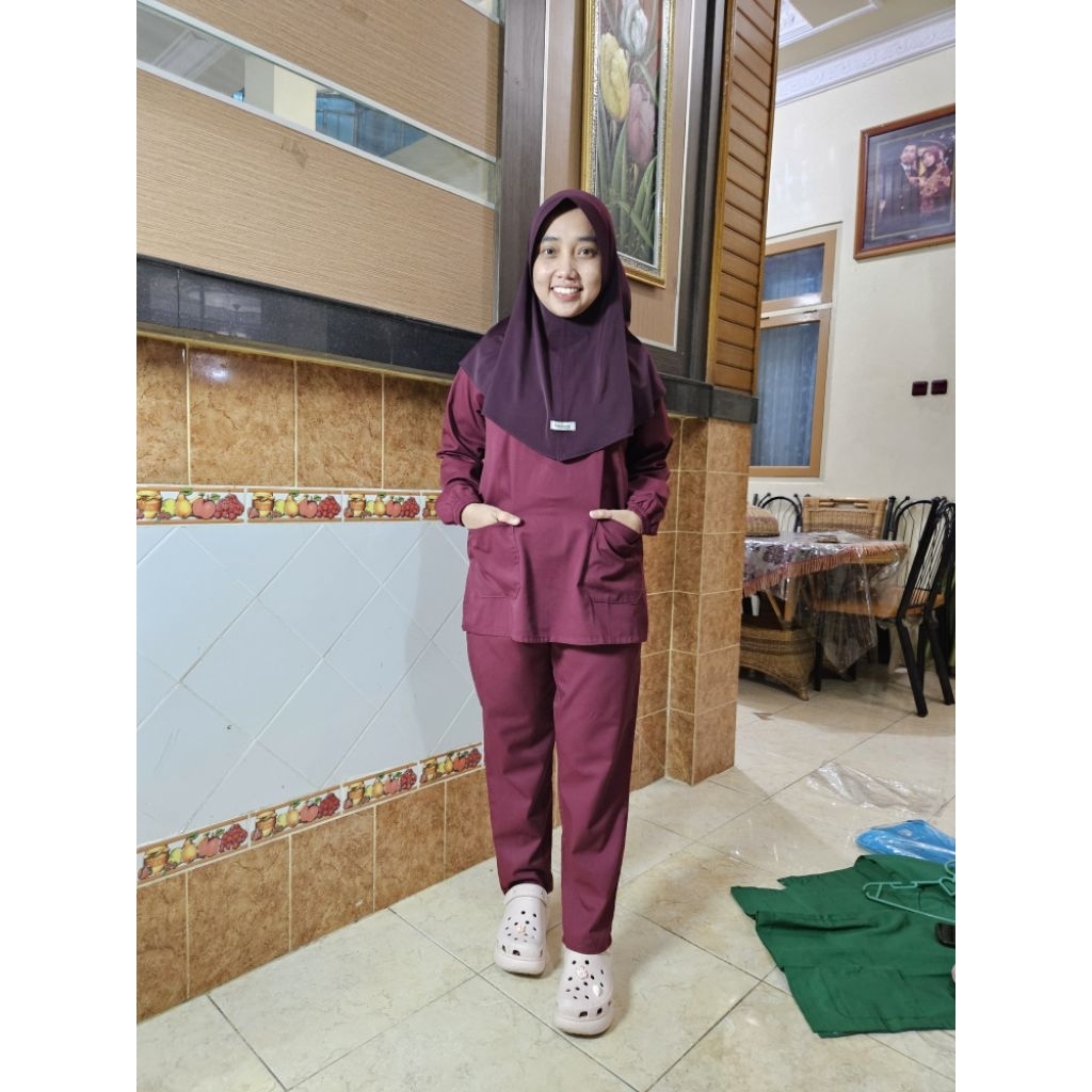 Baju dinas perawat malam