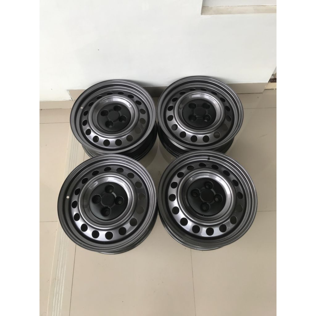 Velg Kalaleng pcd 4x100 ring 16 oem Rocky warna gunmetal