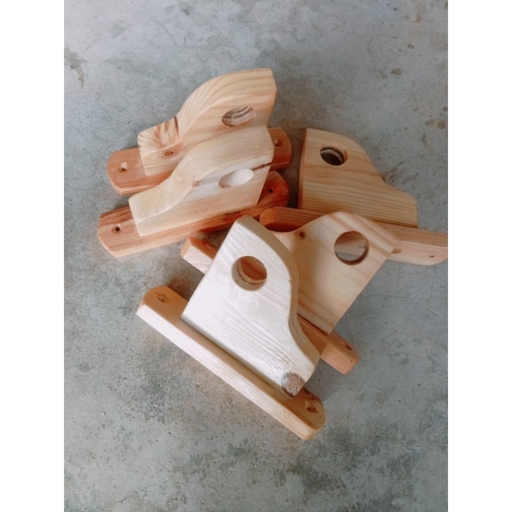 Kaki Gorden/Bracket Gorden Kayu
