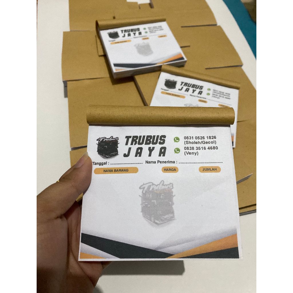 

NOTA CUSTOM 1/6 FOLIO