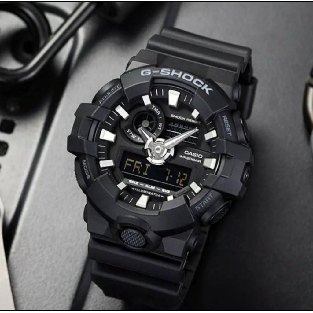 G-SHOCK GA-700-1BDR