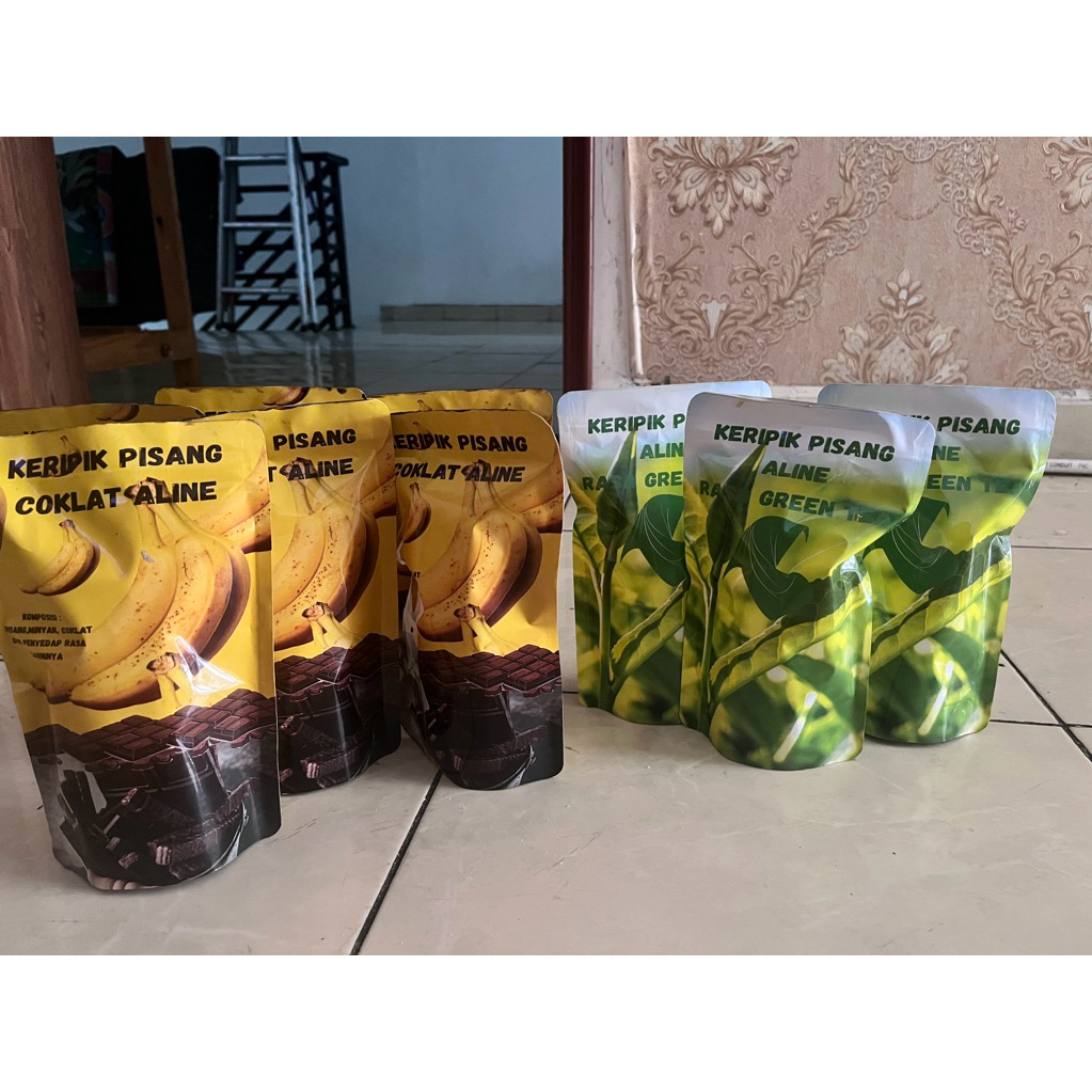 

keripik pisang 10k stoberi dan coklat