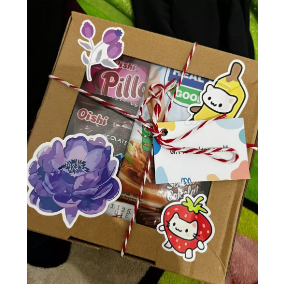 

GIFTBOX SNACK TRANSPARAN KADO GRADUATIONULANG TAHUN HADIAH LOMBA SEMPRO SEMHASTULATIO HAMPERS SNACK MURAH CUTE MANIS