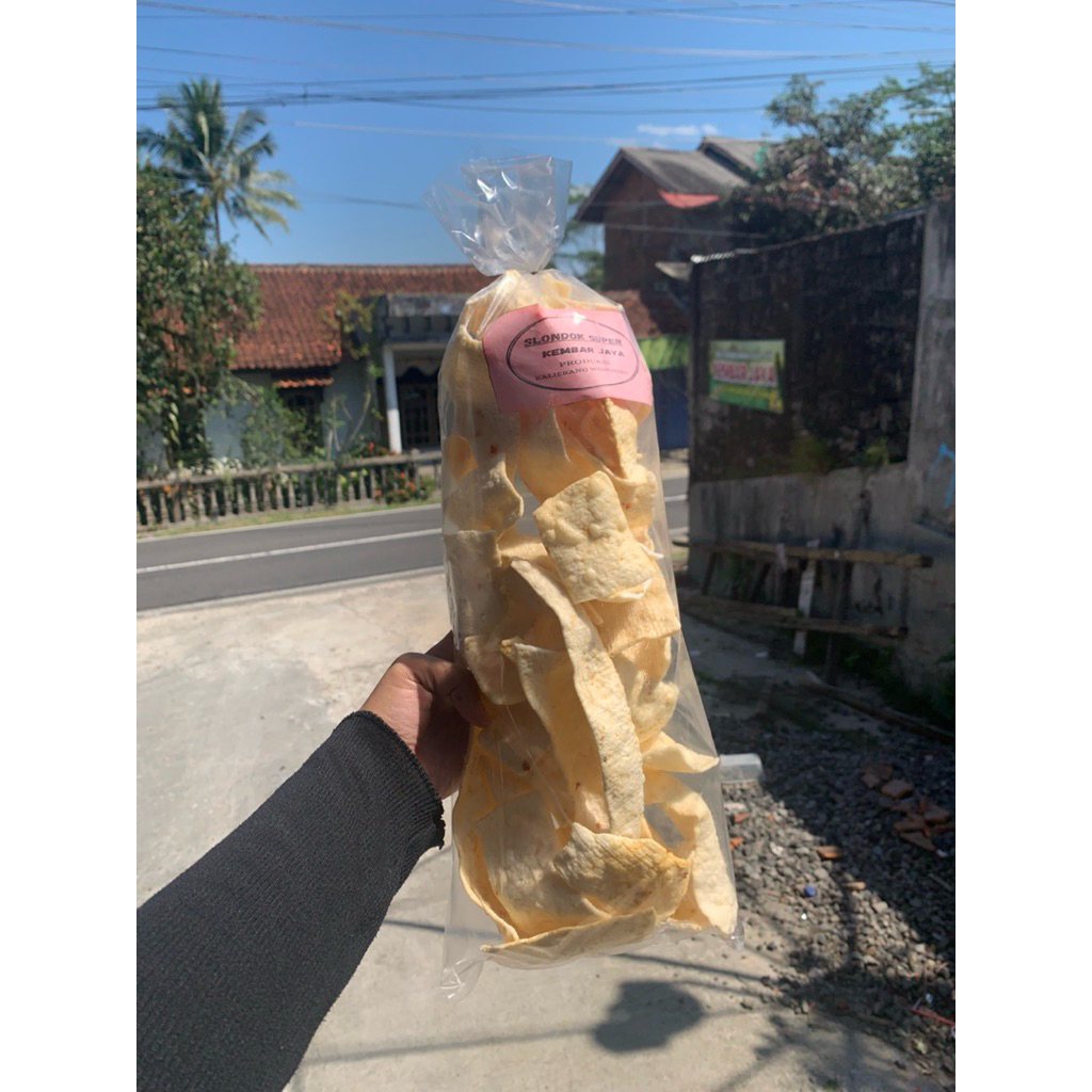 

Kripik Slondok Singkong Gurih Renyah | Camilan Tradisional Nusantara 250gr | Snack Singkong Khas Jawa | Keripik Slondok Pedas Original
