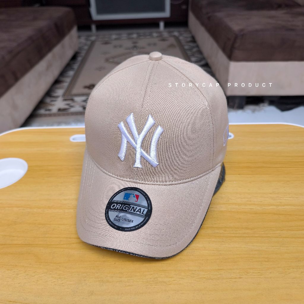 TOPI BASEBALL DISTRO LOGO NY - TOPI BASEBALL PRIA WANITA NY KREM LOGO PUTIH