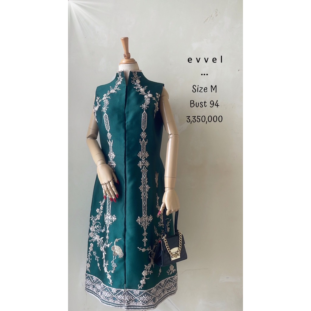 Kassia Midi Dress by evvel original premium preloved cheongsam qibao qipao CNY Imlek Hijau green eme
