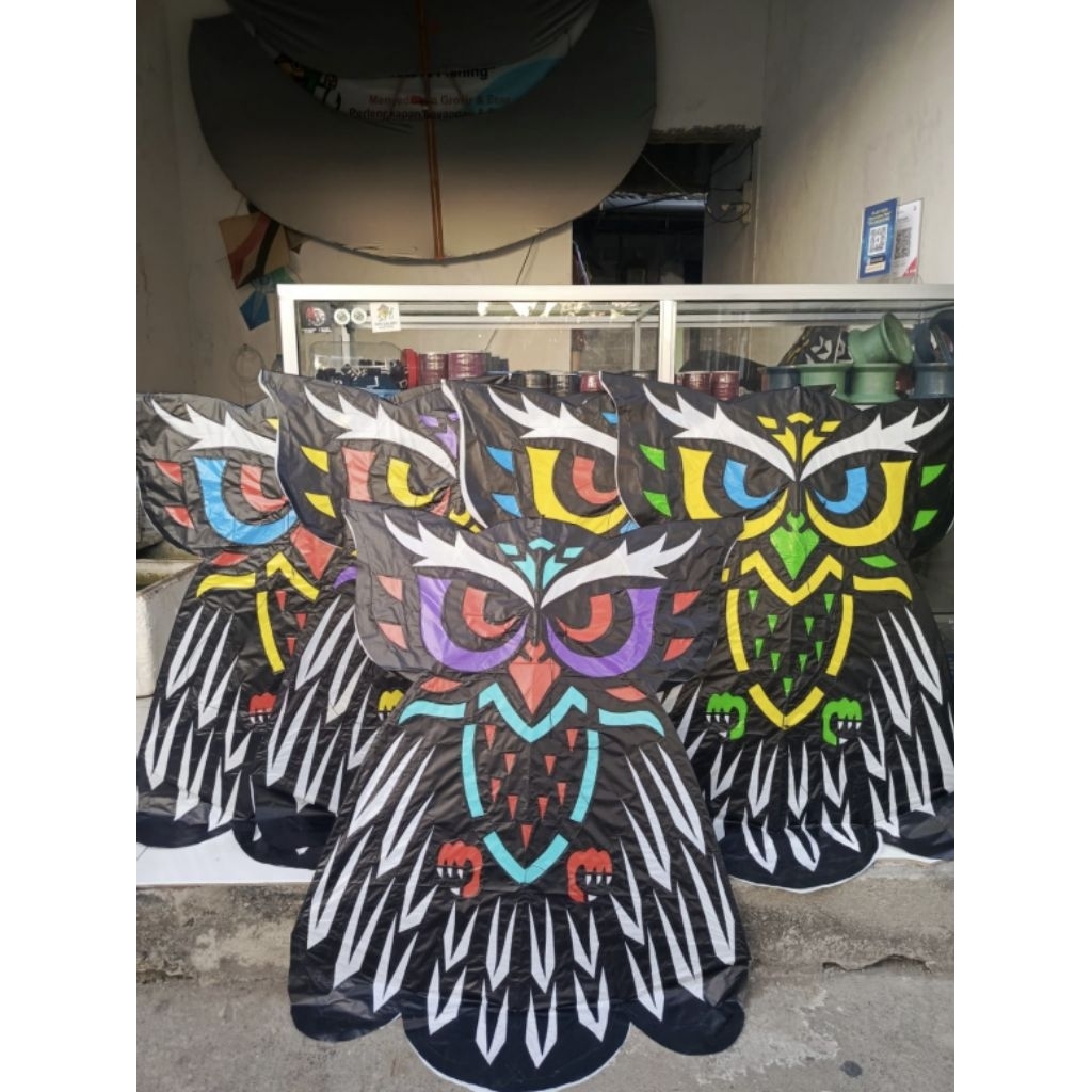 [VFV Gallery] Layangan Celepuk Burung Hantu Standar Bahan Plastik Batik Double Layer Layangan Bali