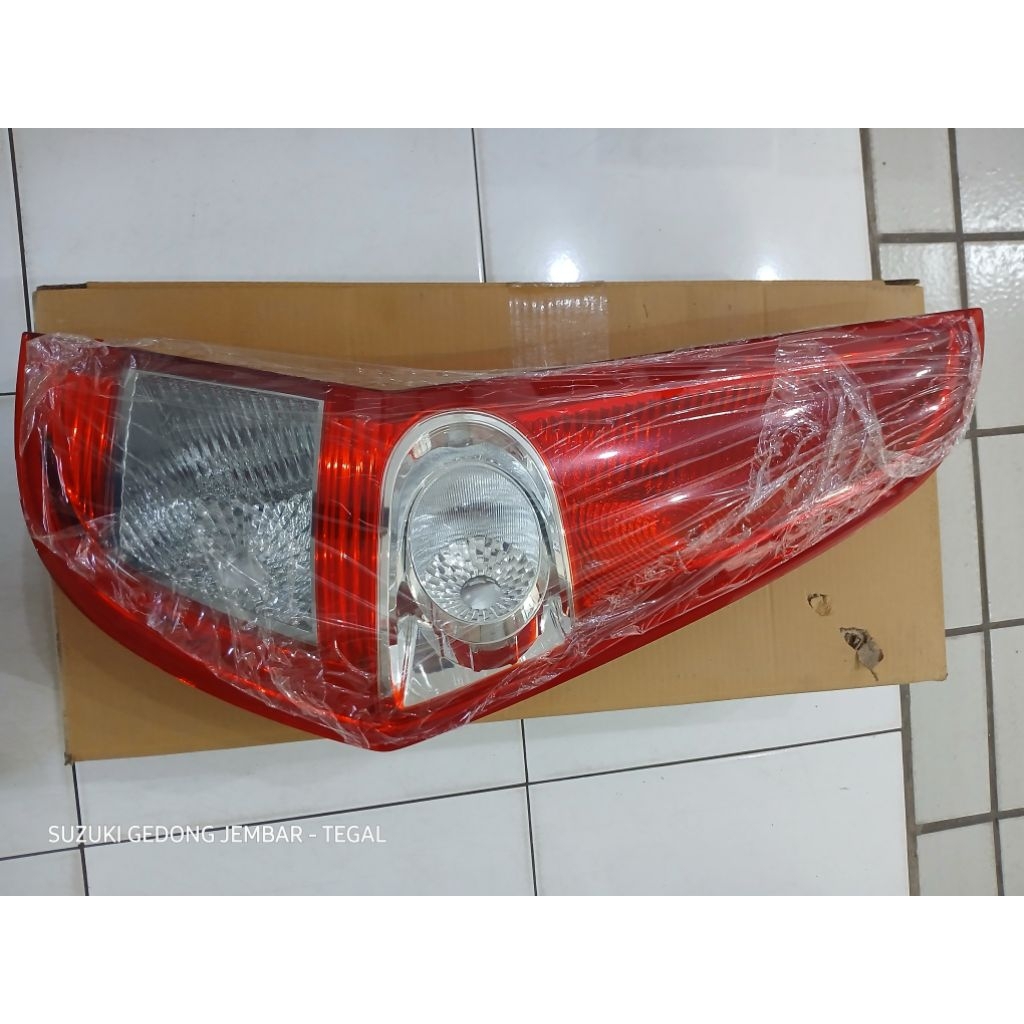 Lampu belakang suzuki splash SGP