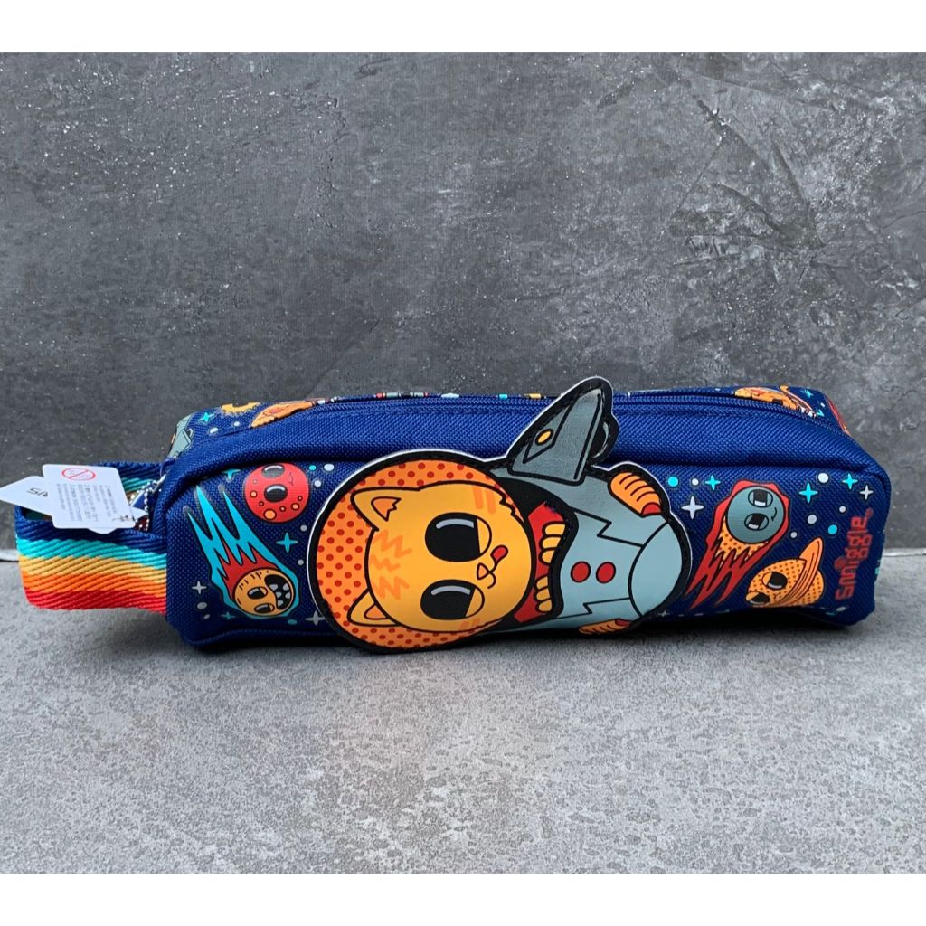 

SMIGGLE 'READY' PENSILCASE CHARACTER SPACE NAVY - TEMPAT PENSIL SMIGGLE