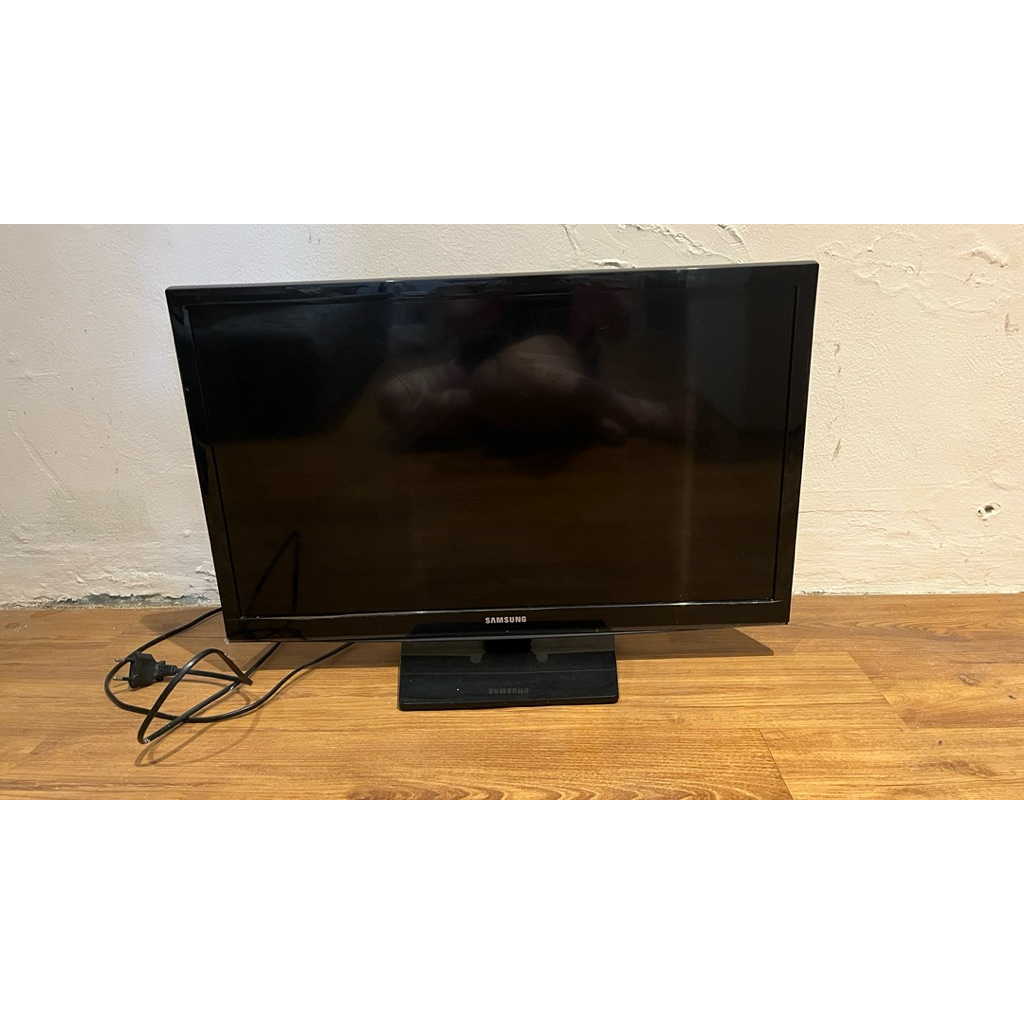 TV Samsung LED 24 inch Bekas
