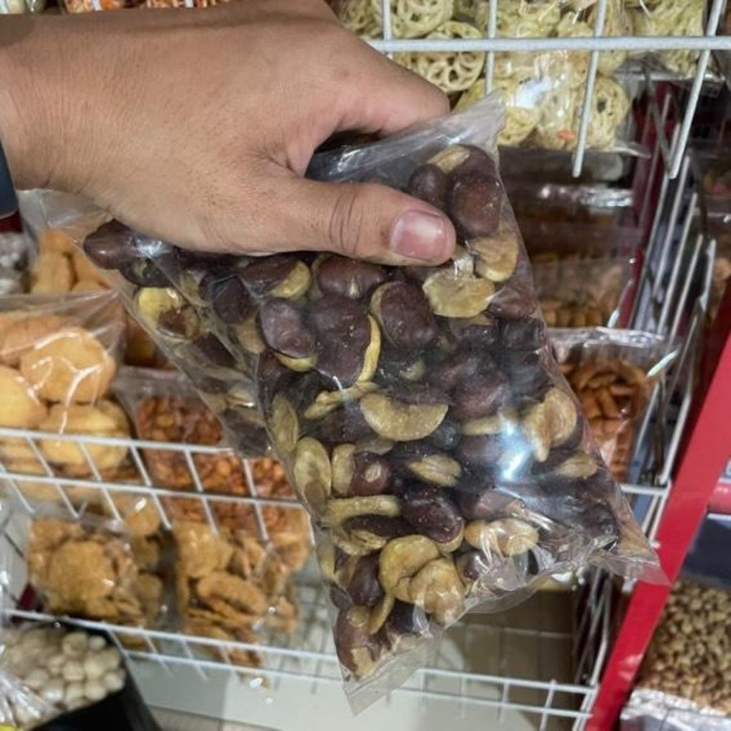 

kacang koro kulit 200gram