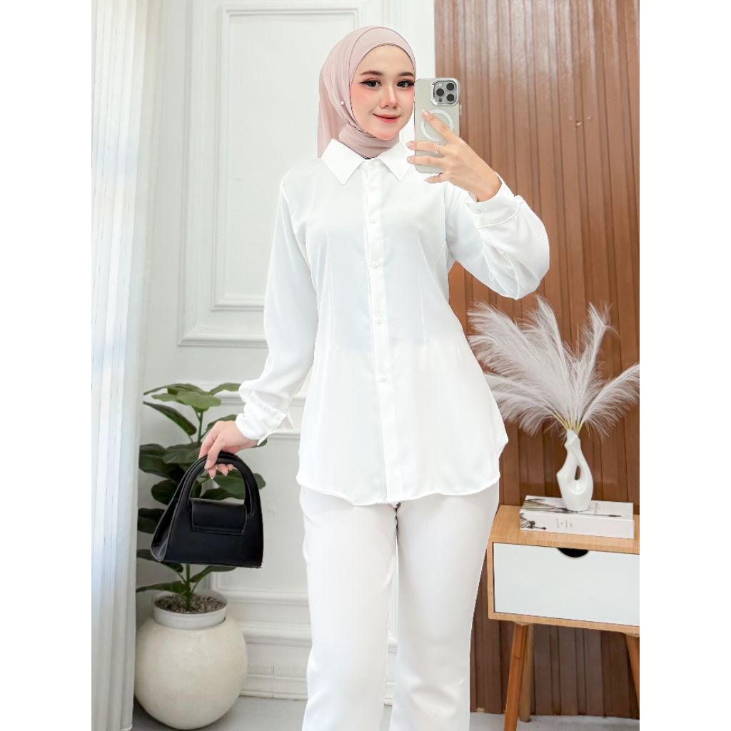 Kemeja Fitted Atasan Putih Wanita Kekinian