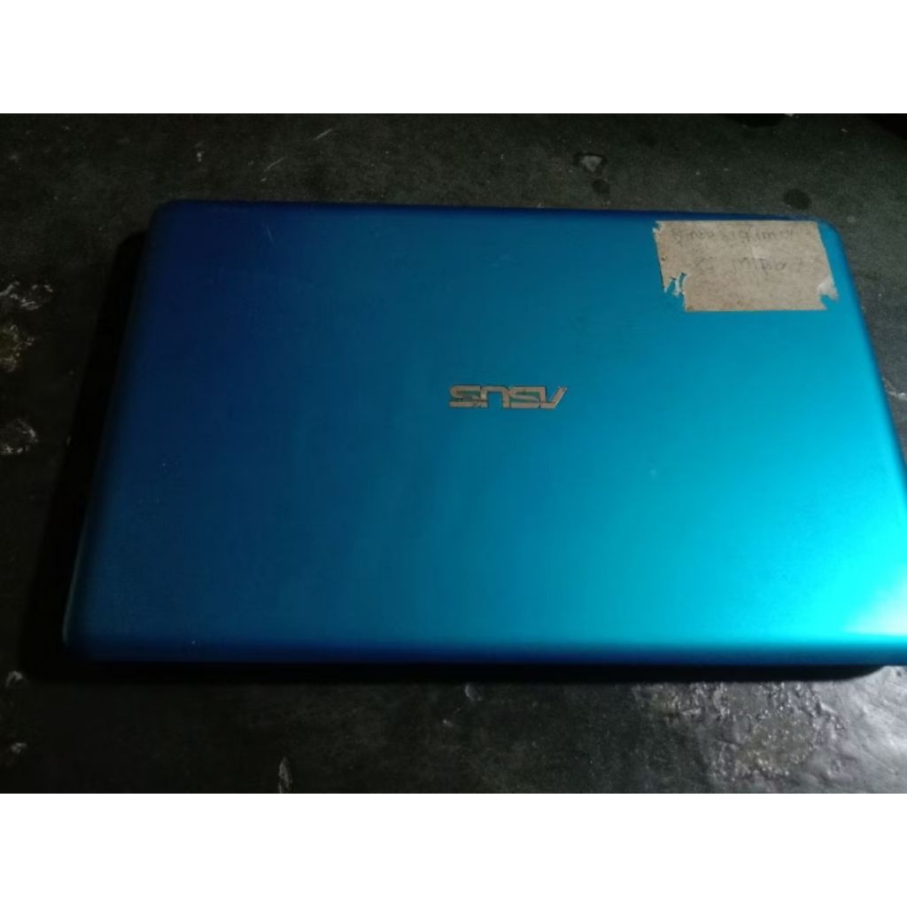 Notebook / laptop Asus minus indikator charger. tipe E202S