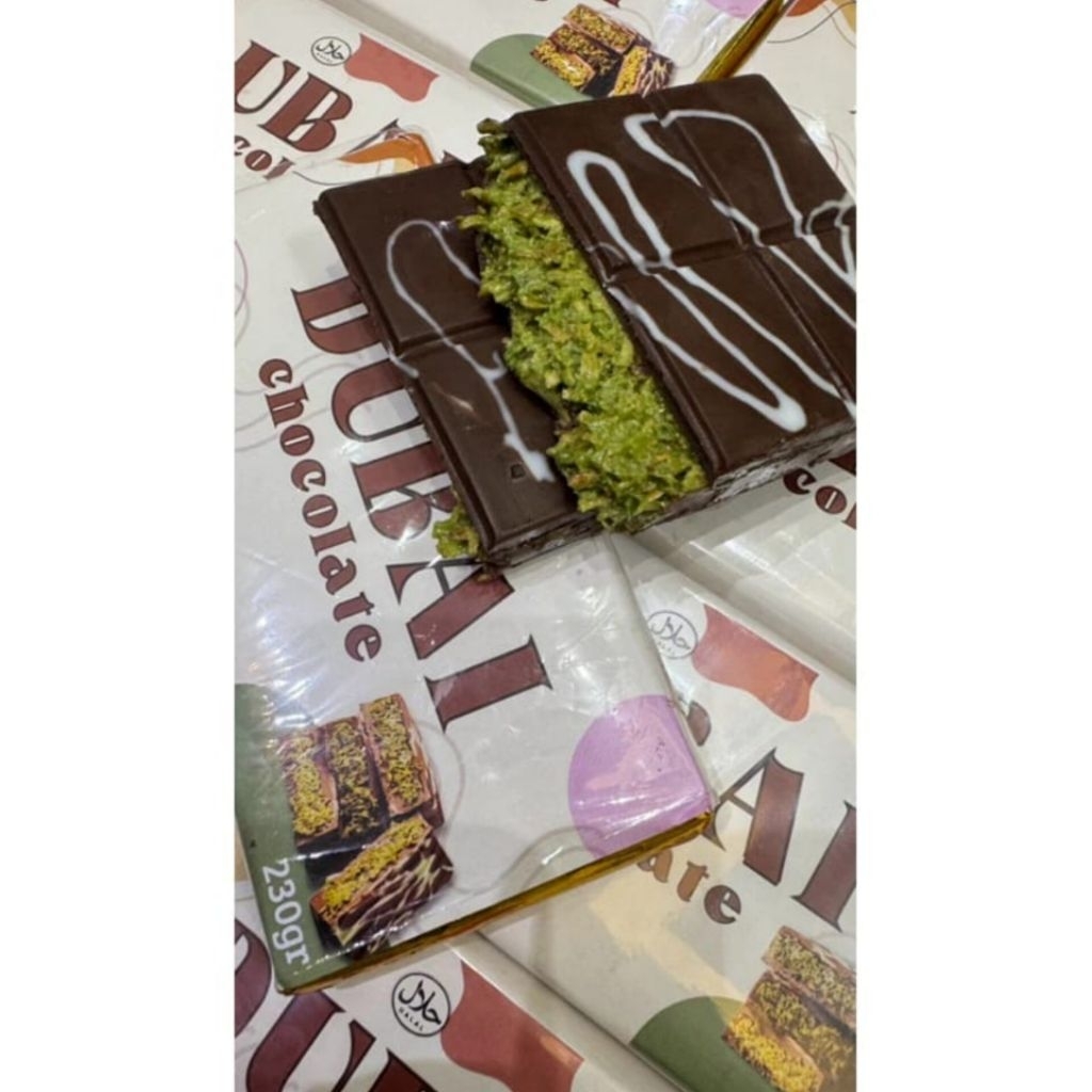 

❤️COD/Kirim Dalam 24 Jam⚡ 260g Pistachio Kunafa Cokla | Coklat Dubai | CHOCOLATE BAR CRISPY PISTACHIO KUNAFE | COKLAT DUBAI | Dubai Handmade Chocolate