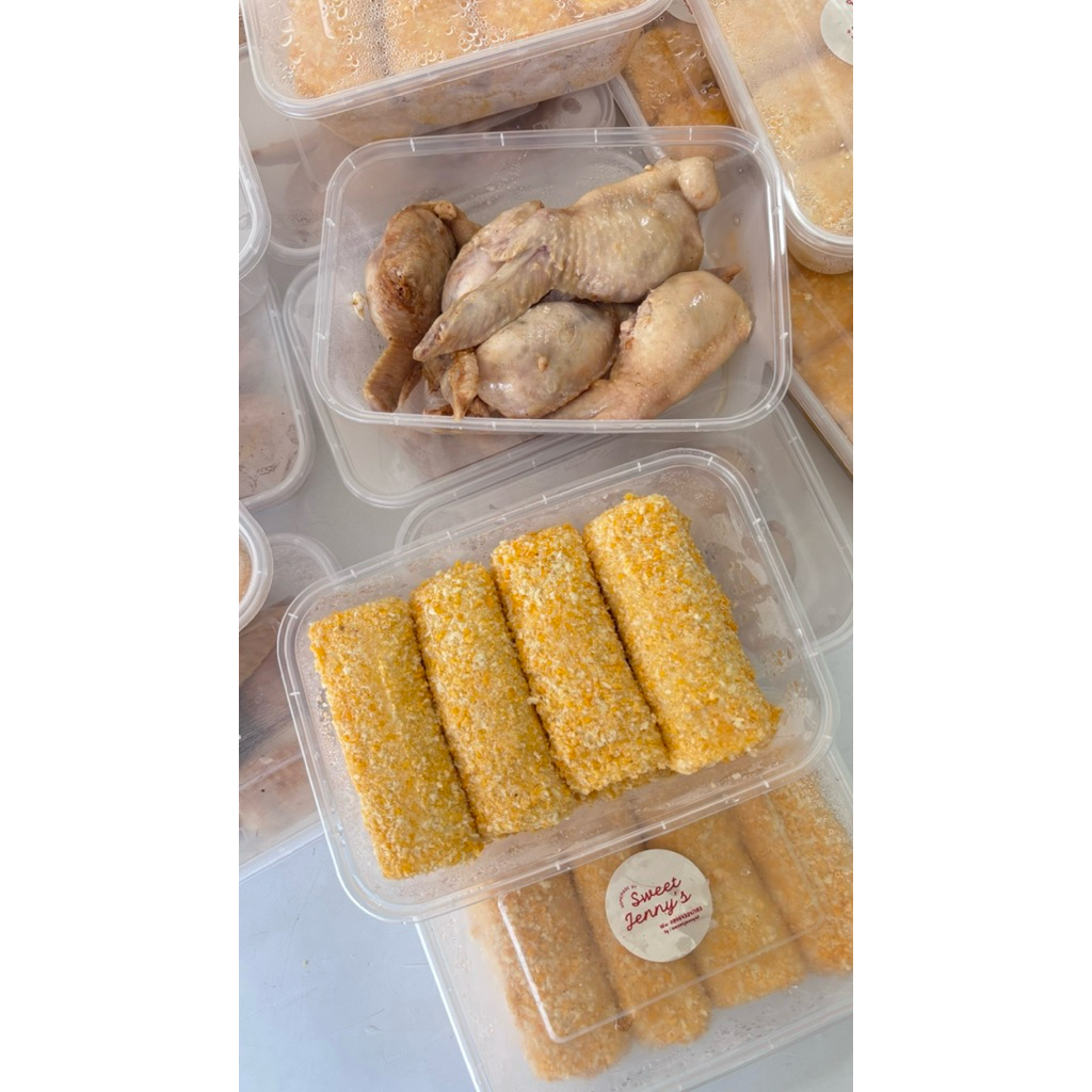 

Tori no teba ala hokben / risol ayam suir sambel matah