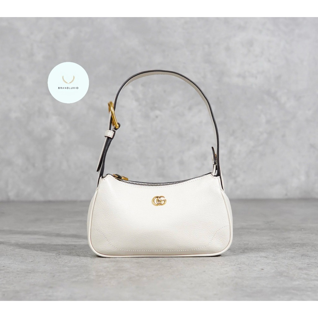 Gucci GG Marmont Leather Shoulder Bag in Ivory White