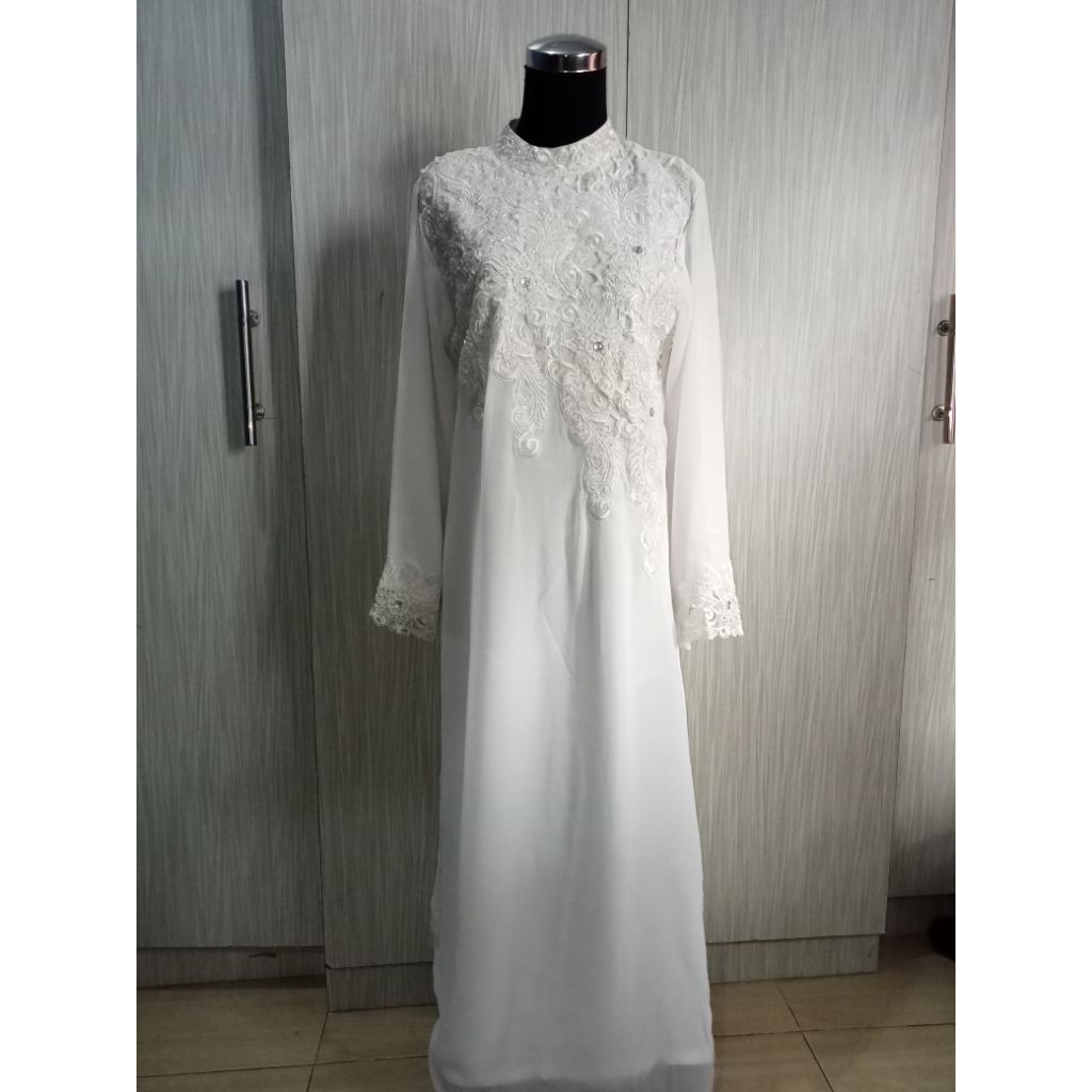 Preloved Pribadi - Brand Annisa Ladies - Gamis Putih Umroh - Gamis Putih Bordir