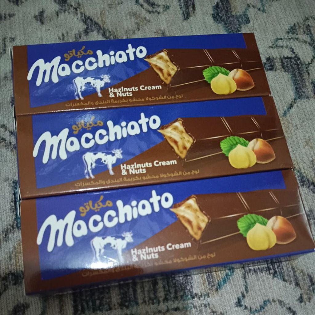 

Maccahiato | hazlnuts cream & nuts | coklat viral | oleh-oleh hajidanumrah | oleholehsaudi