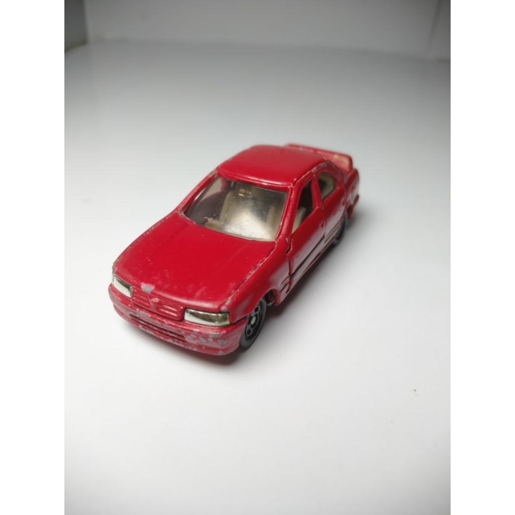 Tomica Nissan Primera 1994 Vintage Loose