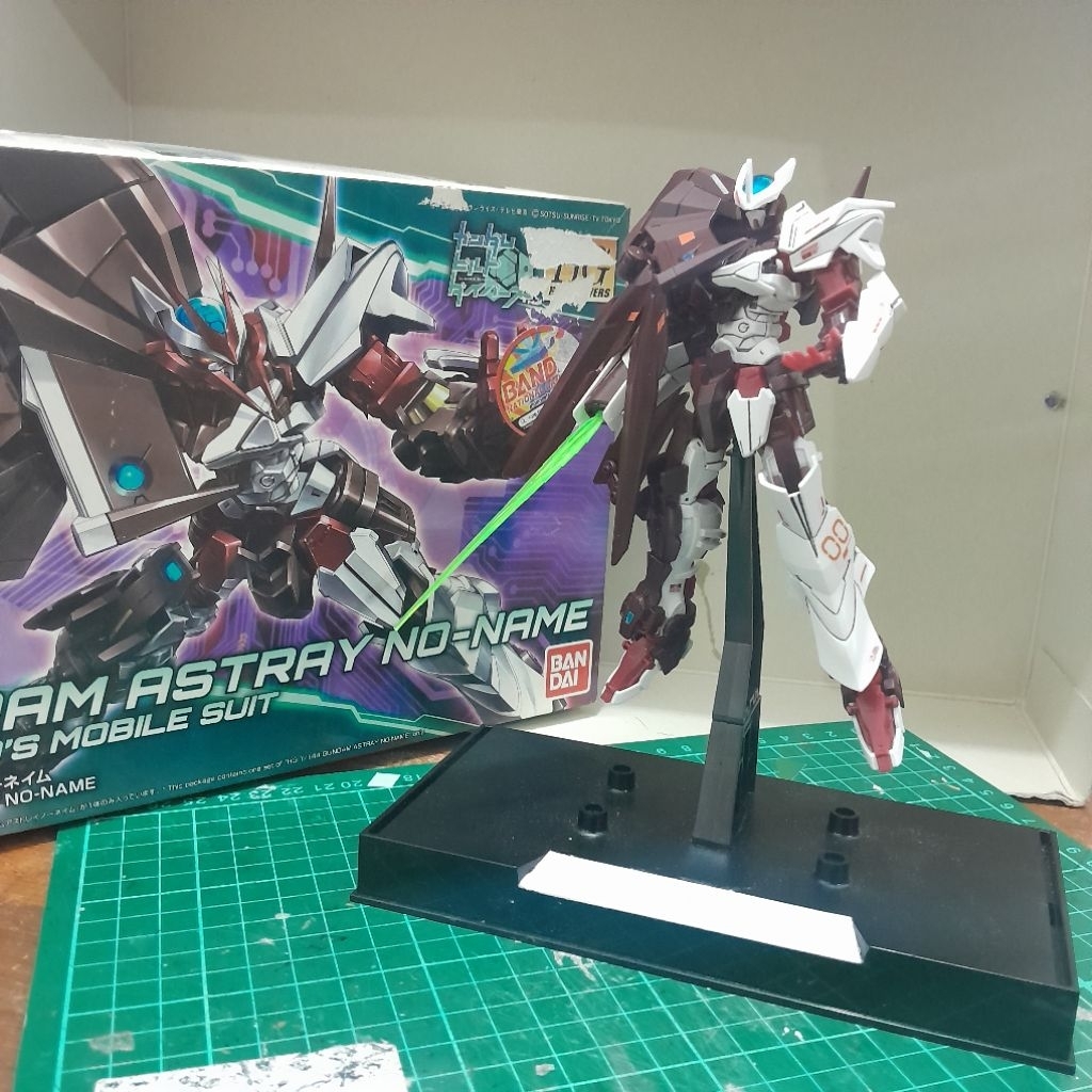 GUNDAM ASTRAY NO NAME HG 144 BANDAI BEKAS MINUS