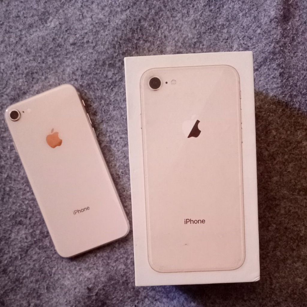 Iphone 8 64 GB inter Second/Bekas