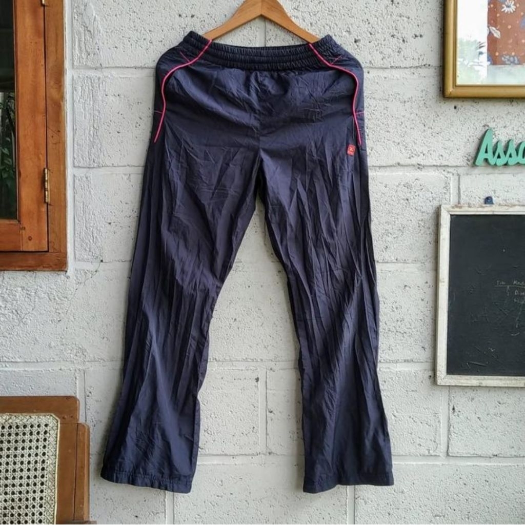 Thrift jogging pants celana olahraga wanita