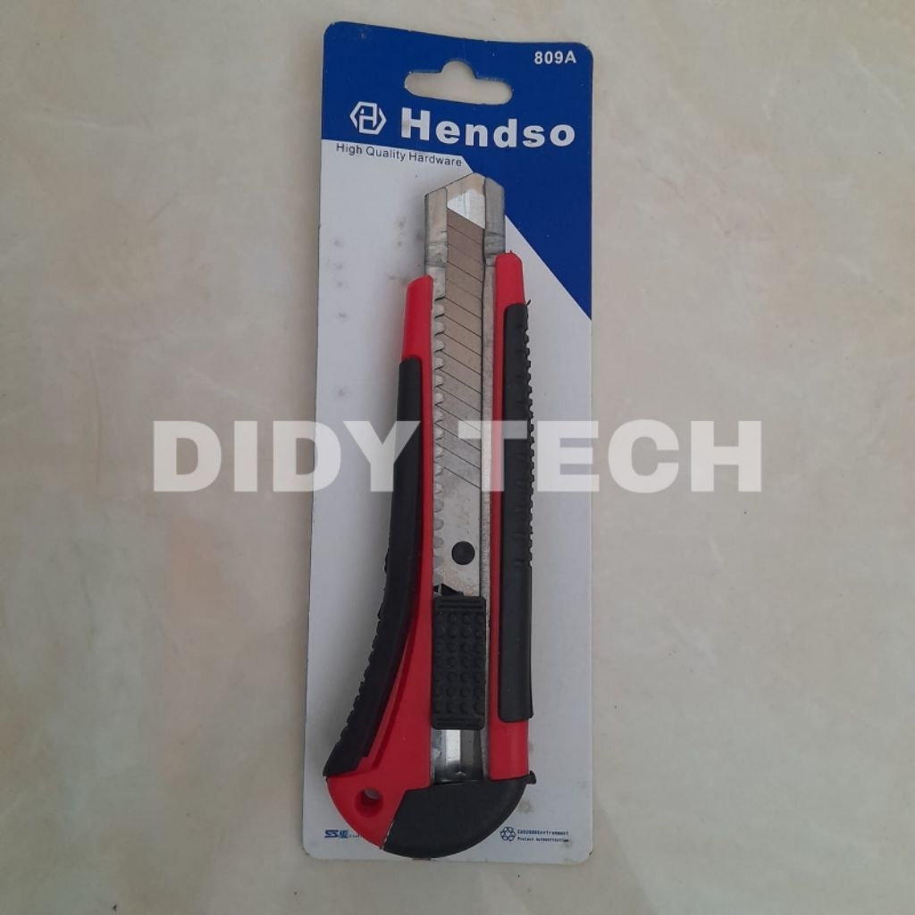 

Pisau cutter merek Hendso, model 809A