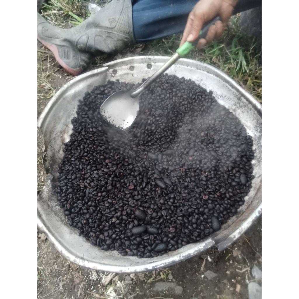 

Bubuk Kopi Pakpak Simsim Harum sed 1 Ons Sangrai manual dan Tumbuk Manual Halal