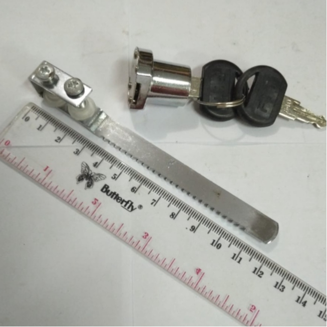 Kunci Etalase  Kaca Geser/Kunci Gergaji  sliding etalase/Sliding lock/Kunci Kaca/Kunci GergajiKaca E