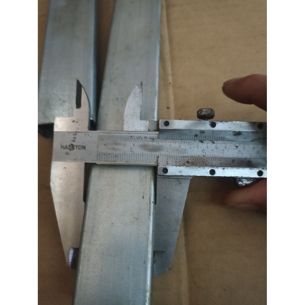 galvanis kotak 4 x 2. panjang 120cm, tebal 1,2mm