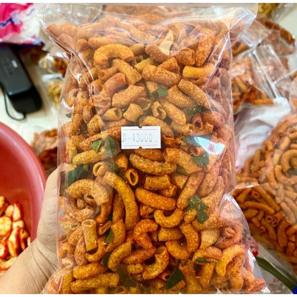 

Makaroni Pedas Bantet Daun Jeruk | Cemilan Viral Murah COD