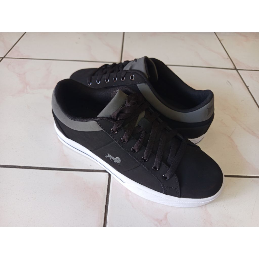 Sepatu Pria Lonsdale Latimer 00 Black 001