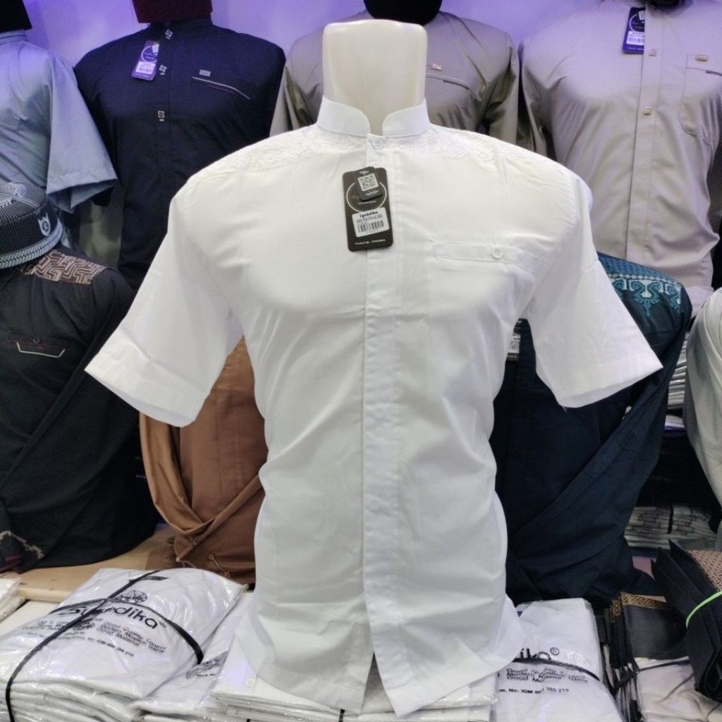 KOKO PUTIH BERSIH DEWASA LENGAN PENDEK merek SYAHDIKA