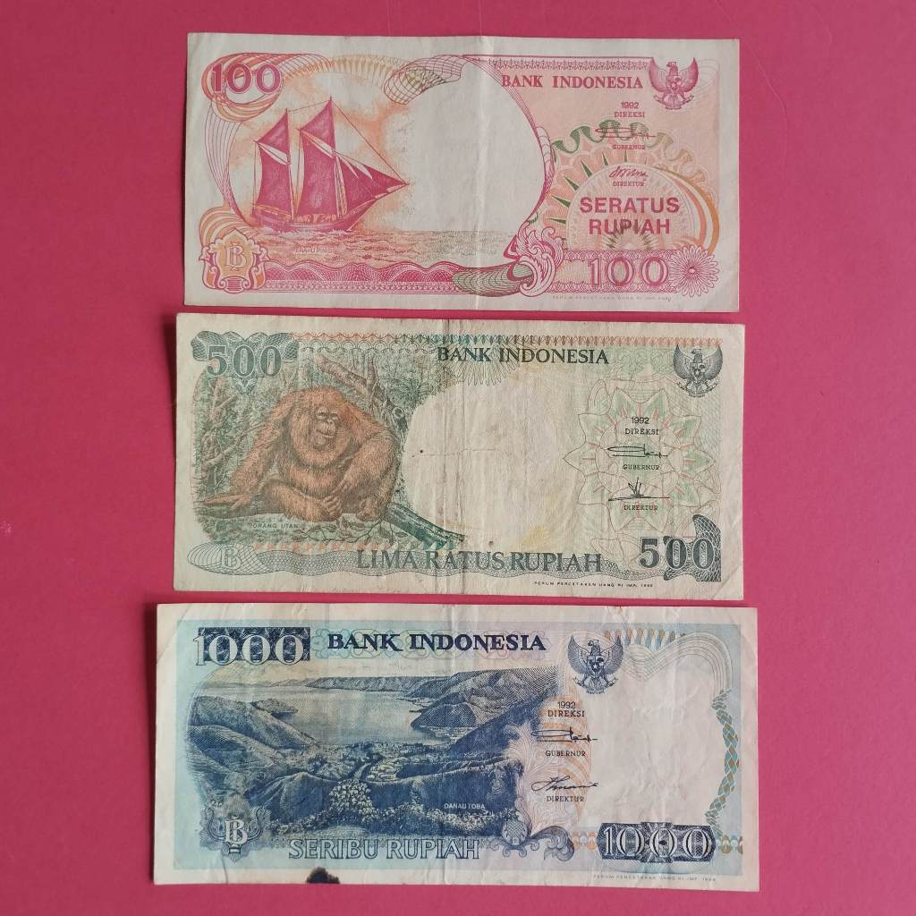 Uang Kuno Kertas Rp100, Rp 500 Dan Rp 1000 UK 017