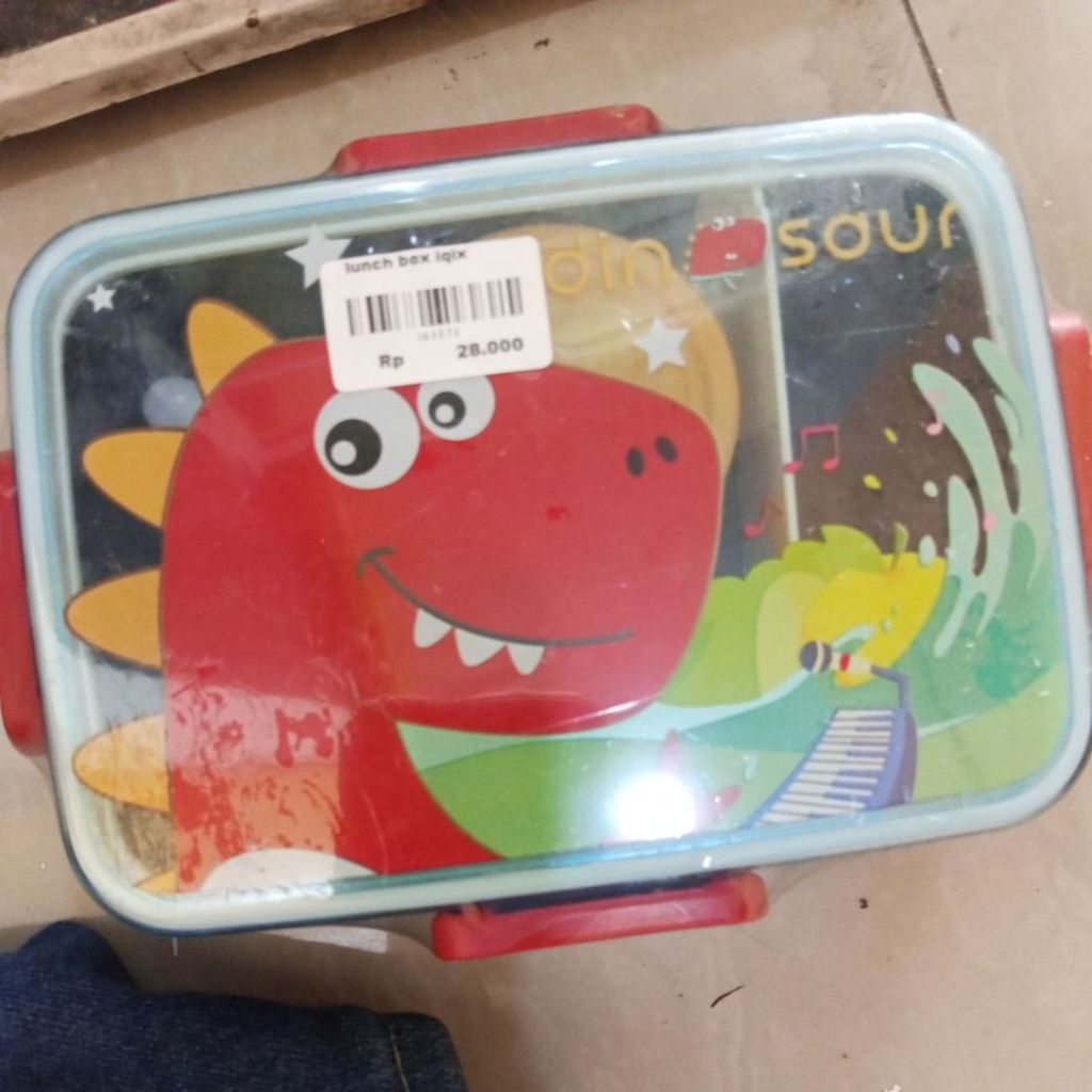 Tempat bekal lunch box iqix