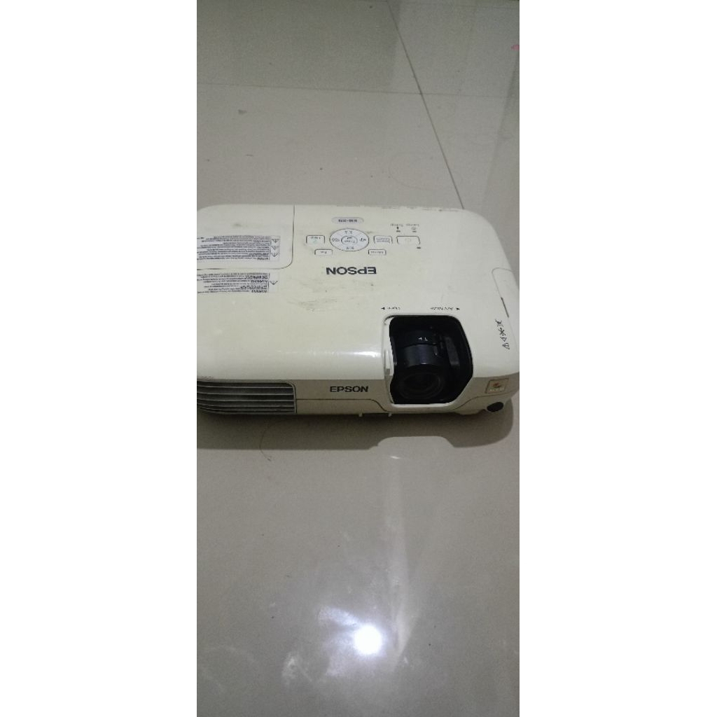 proyektor epson eb x9 minus layar mati mesin hidup