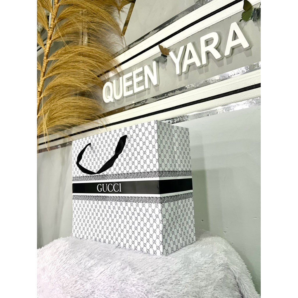 

PAPERBAG GUCC11 untuk tas kado