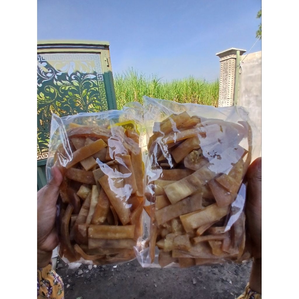 

krupuk krecek rambak mentah lebar terbaik 500gram