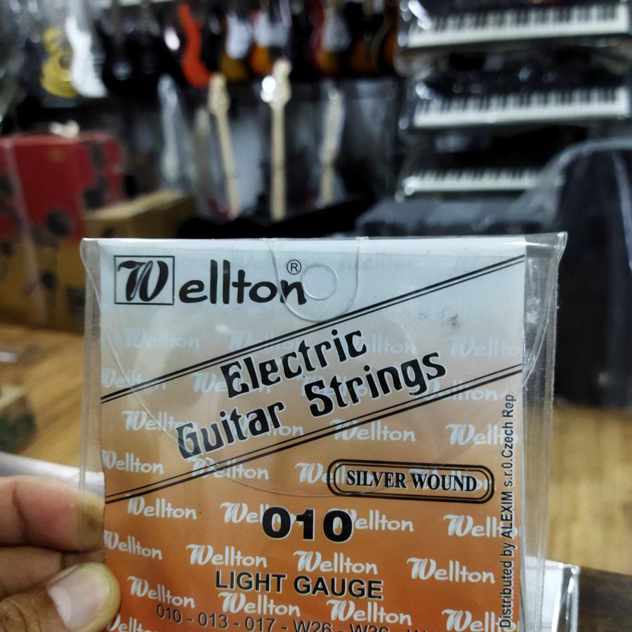 senar gitar elektrik welton